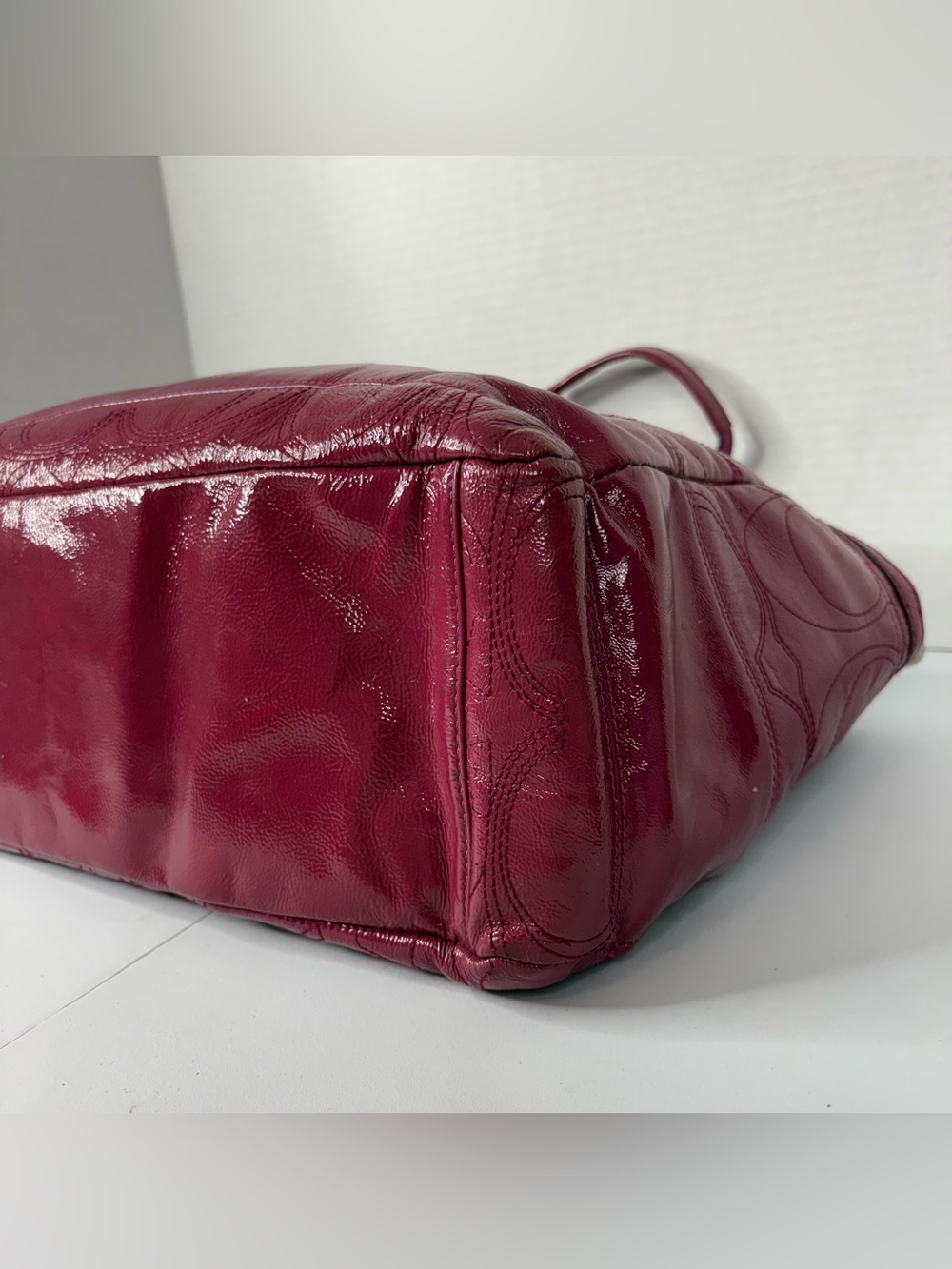 Y2K Coach Fuchsia Patent Leather Diaper Bag Detachable Long Strap & Changing Pad - Picture 11 of 16